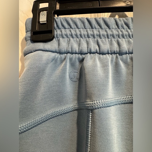 lululemon softstreme high rise straight leg cropped pant in utility blue size 2 - Picture 4 of 13
